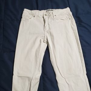 Womens white ankle jeans size 29